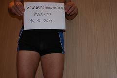 max047