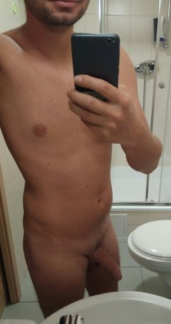 ashtonesg
