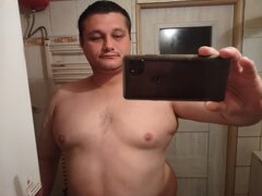 Mikolaj33LizaniePipki