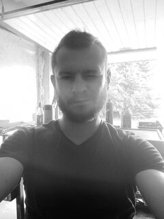 Adrian1233