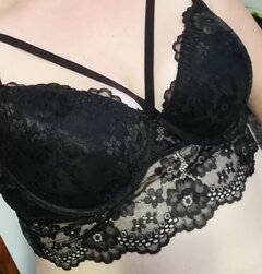 Adella24
