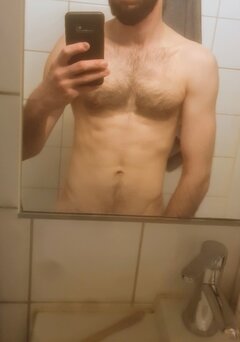 Tomasz90931