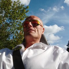 Elvis_77
