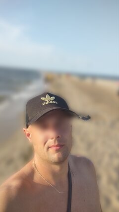 KonkretnyRealny9