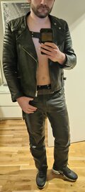 Lthrdresboy