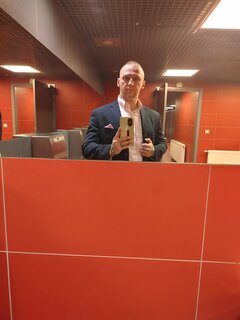 Zaskoczmnietee