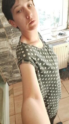 Klaudia2701980