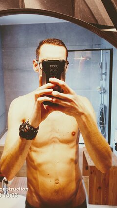 Pawel1988819