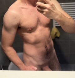 Adamxlo