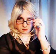 Lucy_Sethit