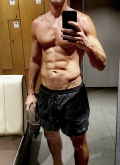 Dwayne40