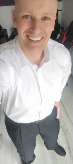 StaryCzlowiekAMorze