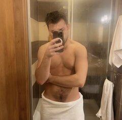 zarwanenoce777