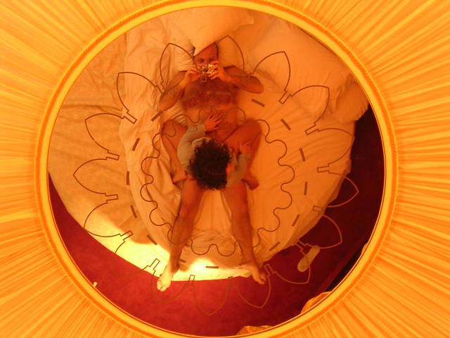 mirror on the ceiling - Daevi
