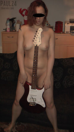 Gitara :)