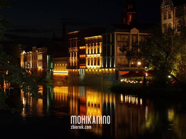 Tak wygląda moje miasto nocą tak wygląda nocą świat. - Mohikanin0