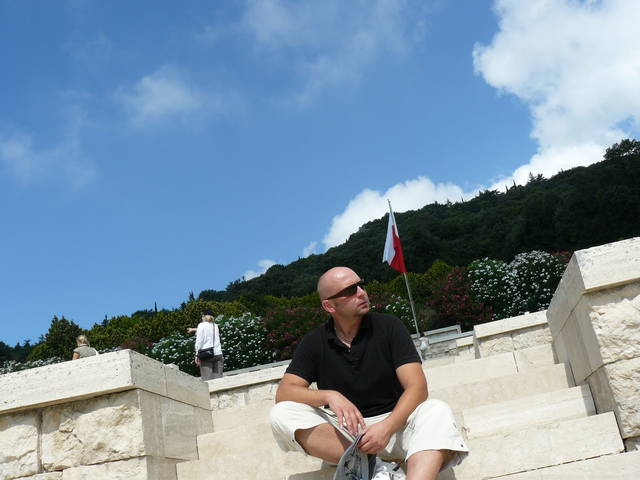 P1030651.JPG - rroy
