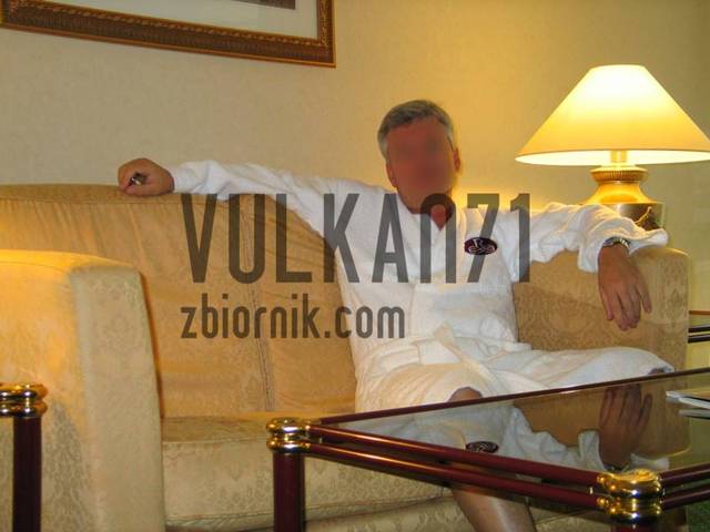 :) - Vulkan71