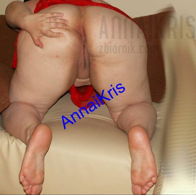 żonka - wypięty tyłeczek_2 - annaikris