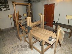Madejowe łoże