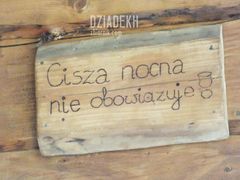 To chyba też nietypowa wywieszka