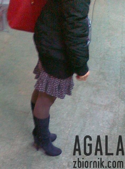 211120121841v.jpg - AGALA