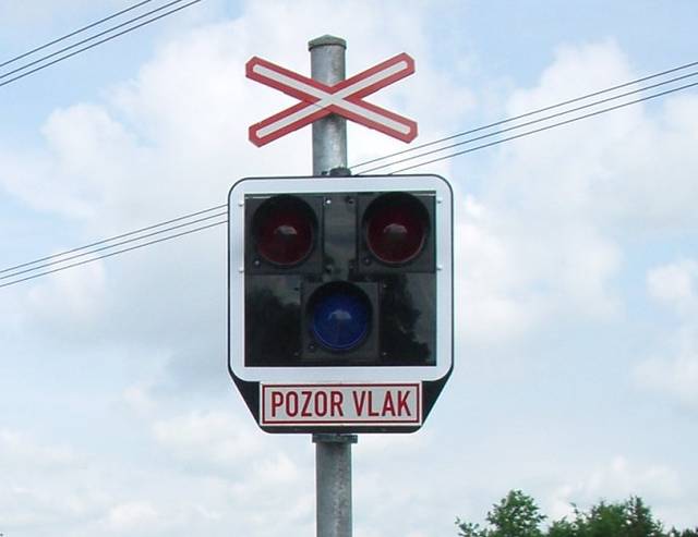 pozor_vlak