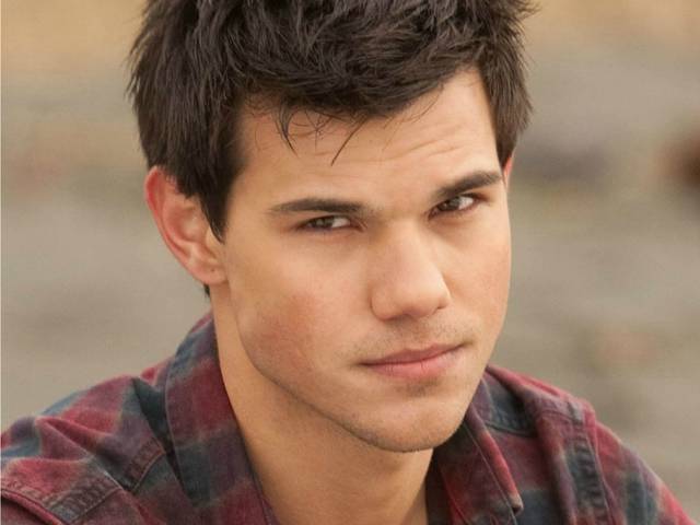 Jacob-Black-Wallpaper-jacob-black-27259209-1024-768.jpg - Stryk3r