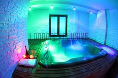 jacuzzi.jpg