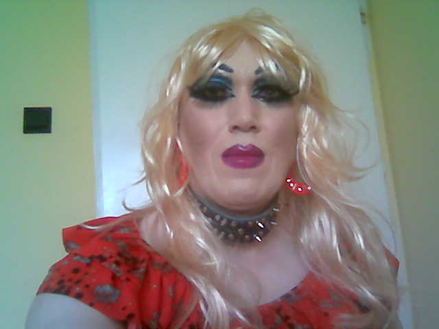 Szminka jest perwersyjną Suką-Trans.Paola - szmineczkatrans
