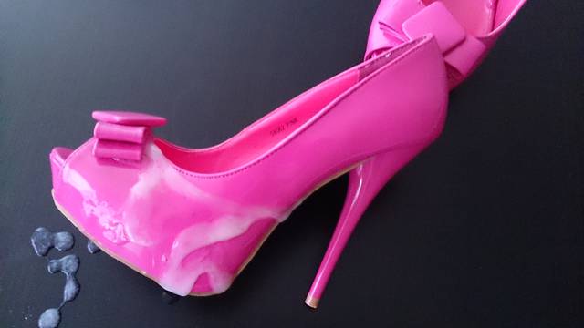 DSC_0067.JPG - HighHeelsShot