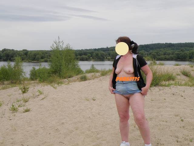 plażowe spacerki - para3335