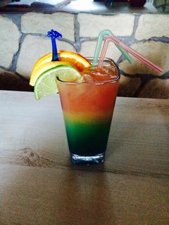 dziś bar serwuje takie drinki 
