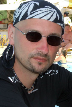 wojtT.jpg
