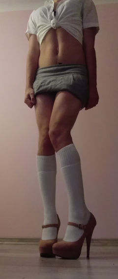 schoolgirl10.jpg