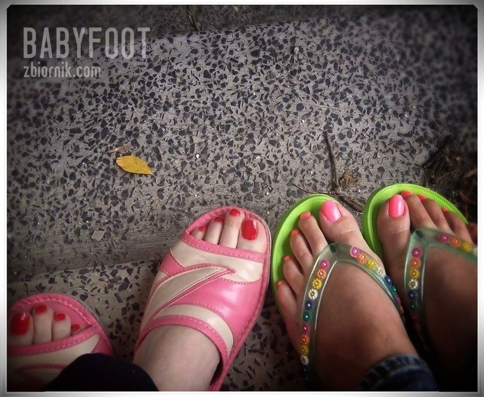 Moje i koleżanki Moniki - Babyfoot