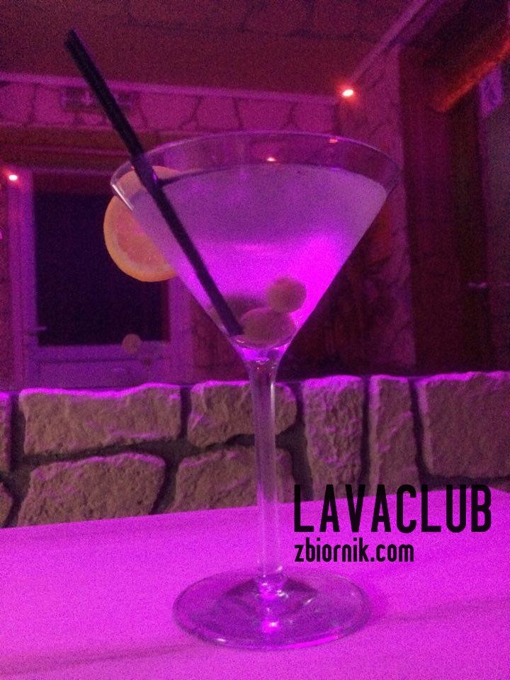 Bond i jego martini w Clubie LaVa  - LavaClub