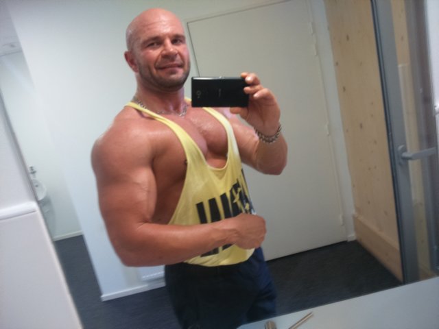 Robert773693