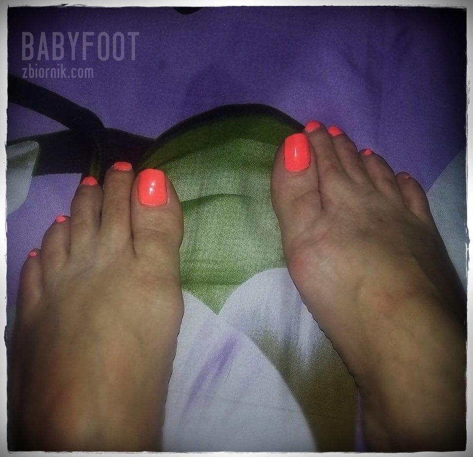 Neon Orange - Babyfoot
