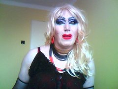 SEX trans-niewolnica do zalania ust i gardła spermą.💋💋