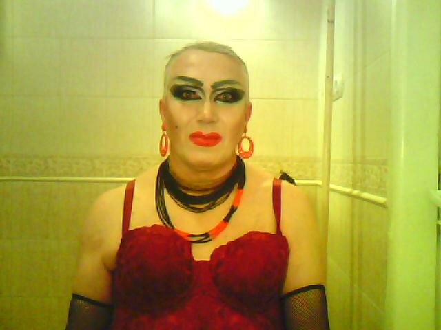 Suka męska chce latex-maskę na głowę, obrożę i dyby💋 - szmineczkatrans