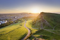 Picture_E_Holyrood_Park.jpg
