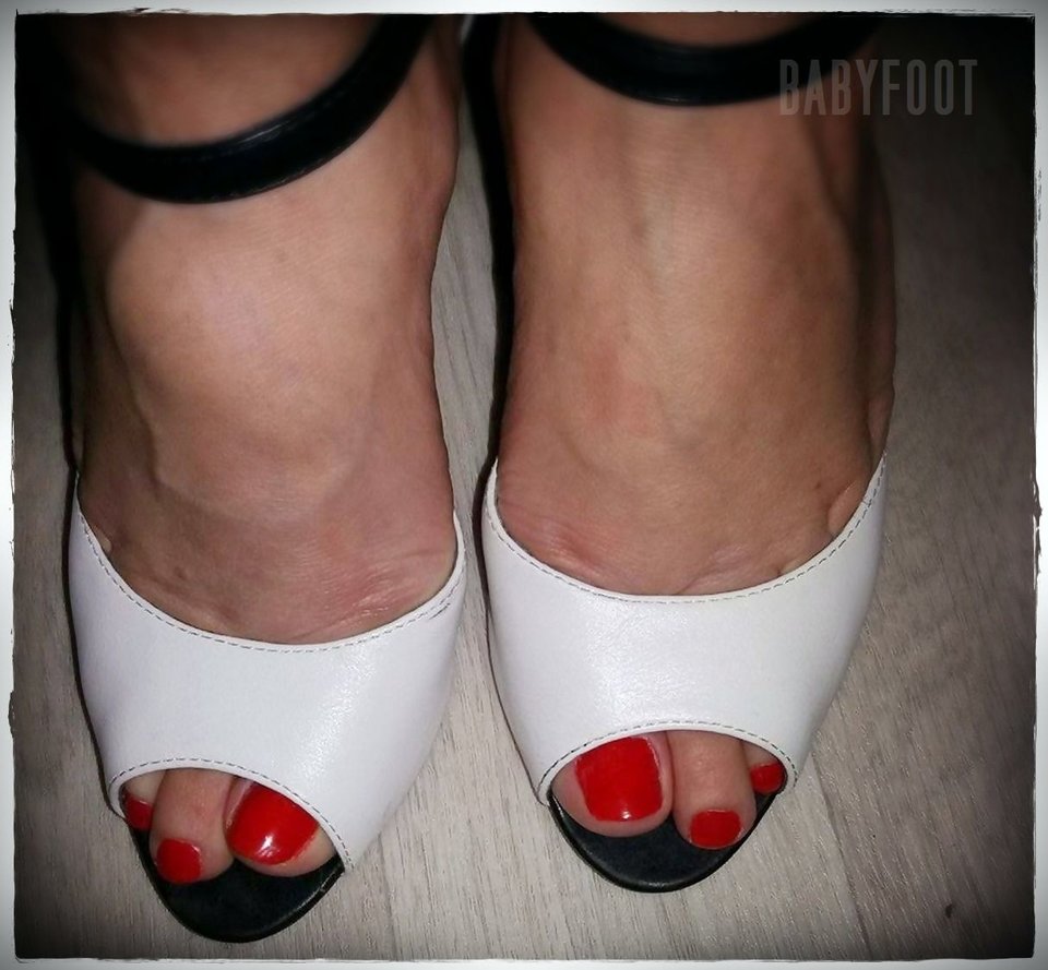 B & W - Babyfoot