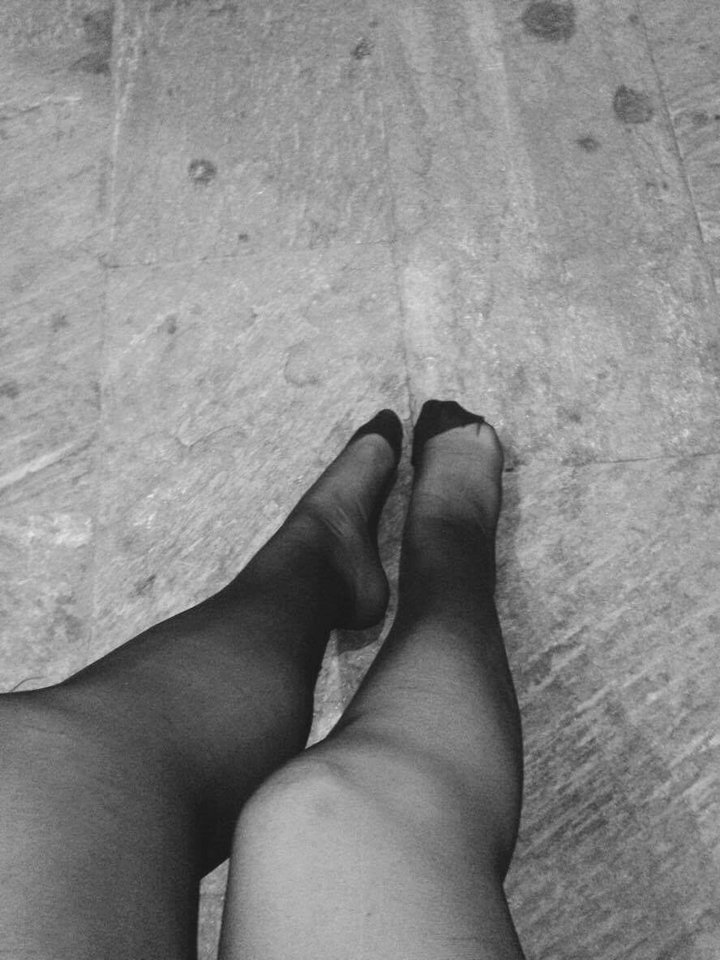 IMG_8944.JPG - footsiebabes