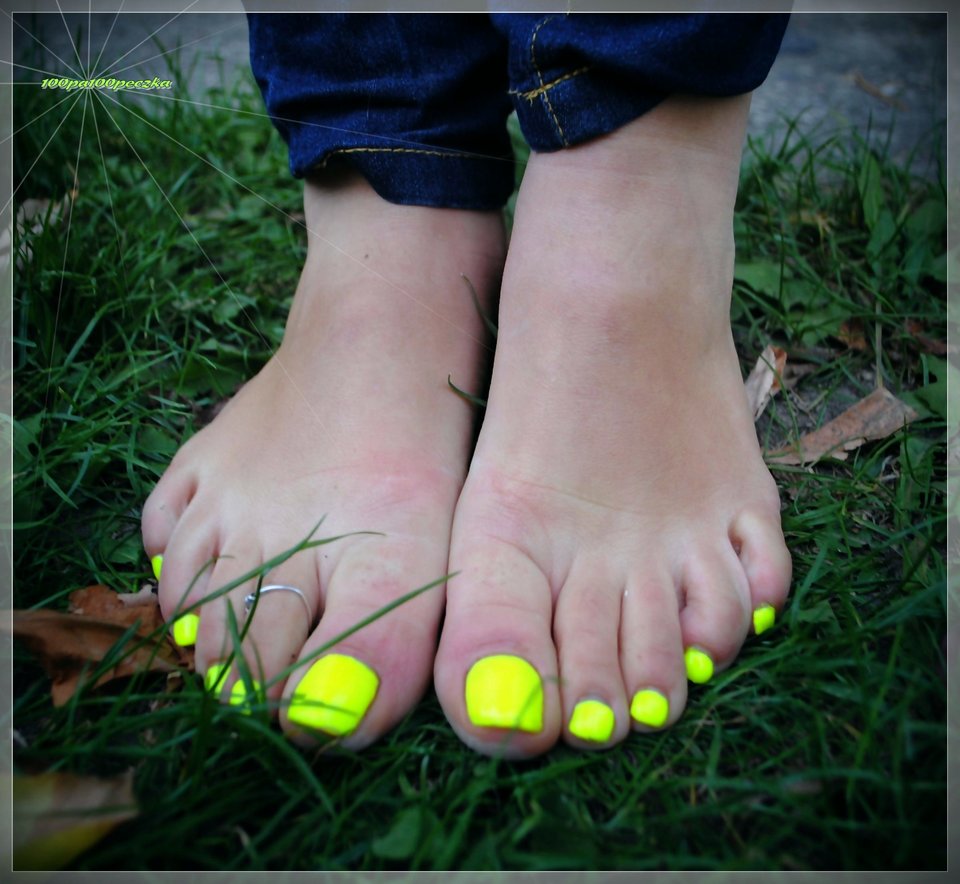 Neon Yellow #48 - 100pa100peczka