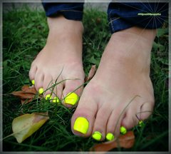 Neon Yellow #49