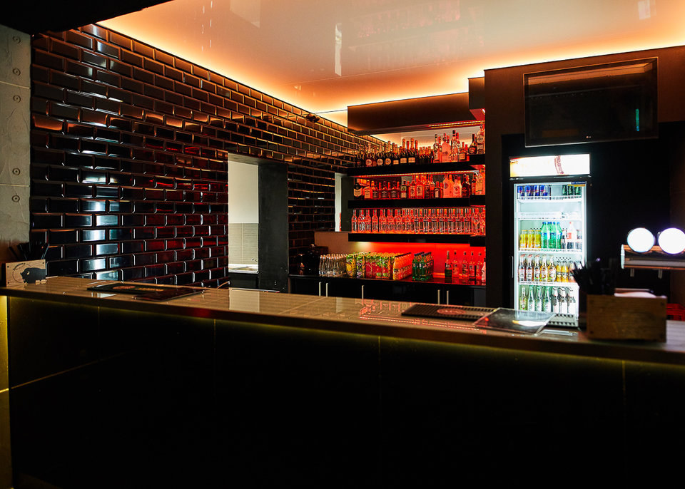 Prive Club - poziom 1 bar - PriveClub