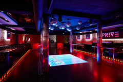 Prive Club -strefa dyskotekowa 0