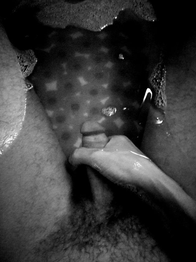 twardy_kutas_86