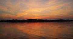 widok z plaży dla naturystów